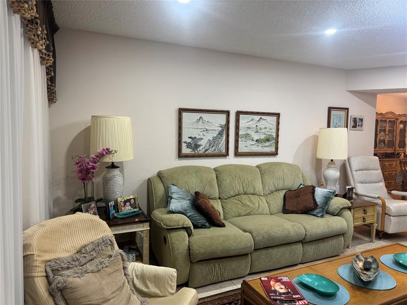 Image 21 of 25 For 3940 42nd Ave  312