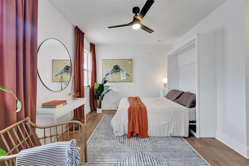 Image 28 of 40 For 424 1st Avenue