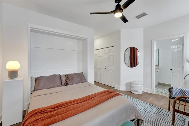 Image 30 of 40 For 424 1st Avenue