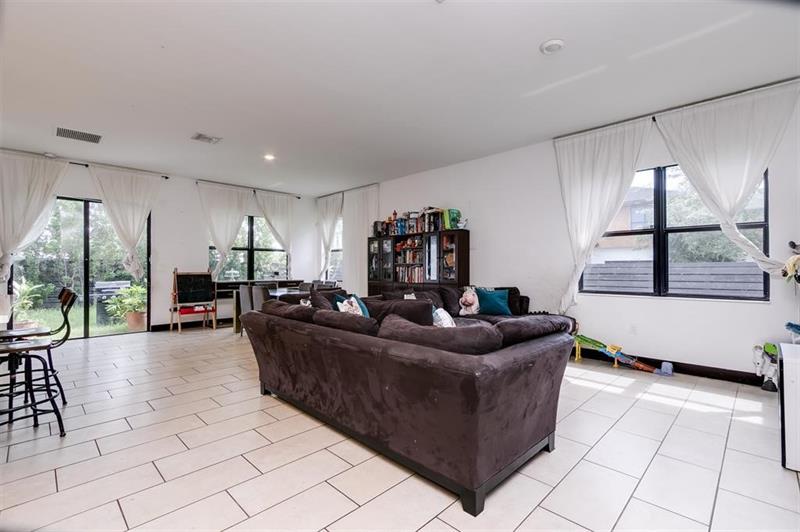 Image 15 of 35 For 15901 136th Way