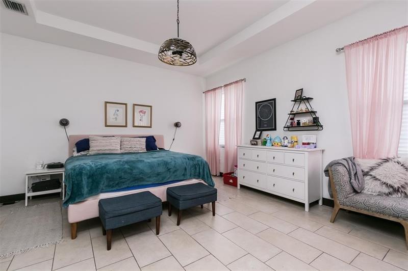 Image 22 of 35 For 15901 136th Way