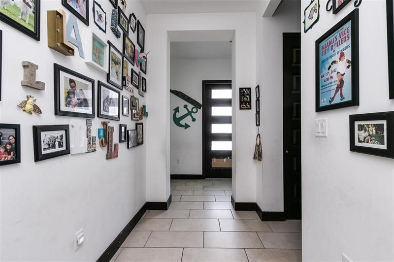 Image 8 of 35 For 15901 136th Way