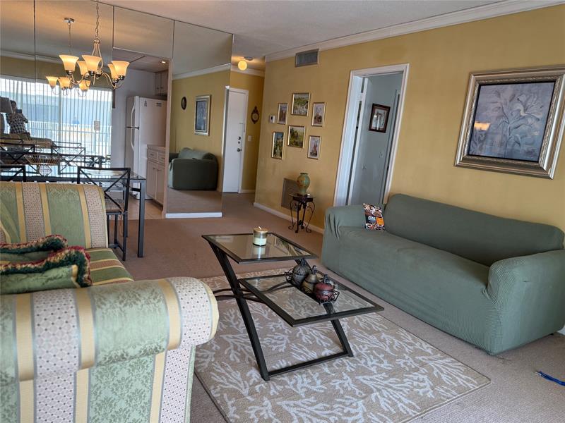 Image 9 of 41 For 412 Cypress Rd  225