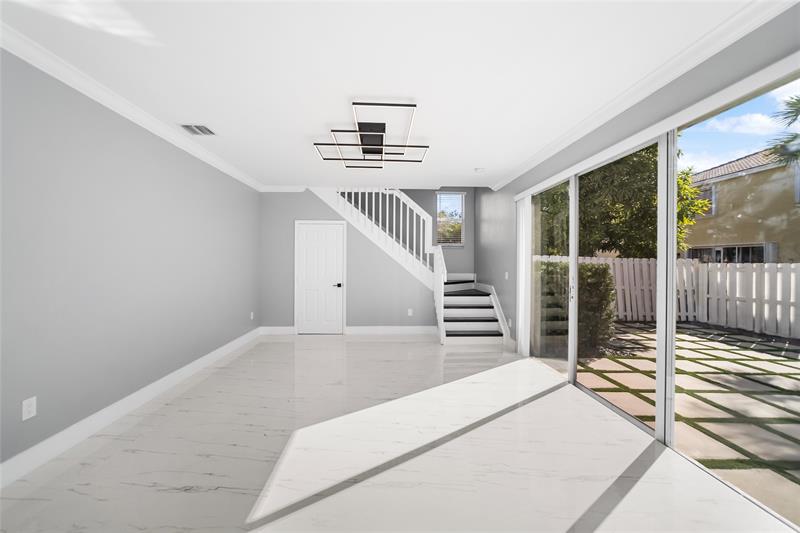 Image 10 of 51 For 15580 49th Ct