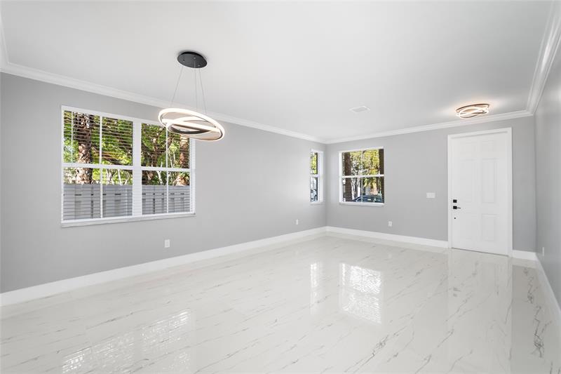 Image 25 of 51 For 15580 49th Ct