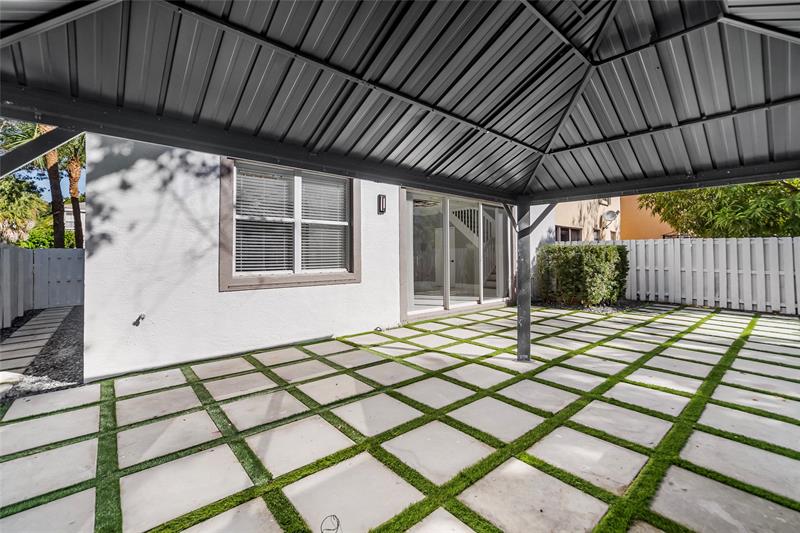 Image 41 of 51 For 15580 49th Ct