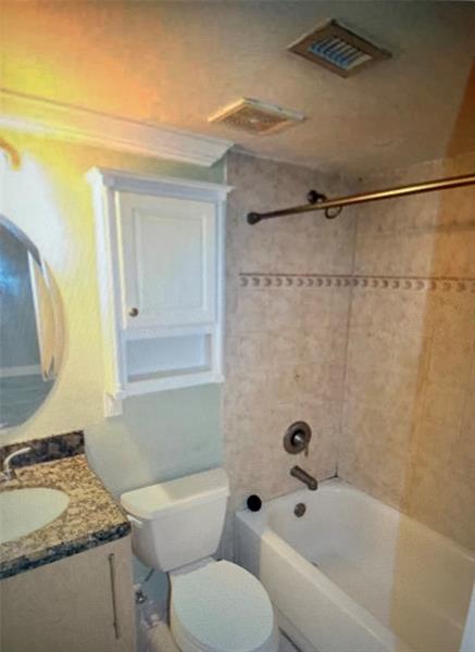 Image 12 of 15 For 811 14th Pl  3