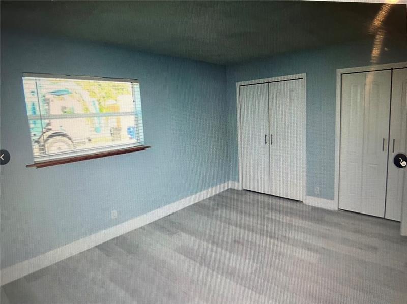 Image 13 of 15 For 811 14th Pl  3