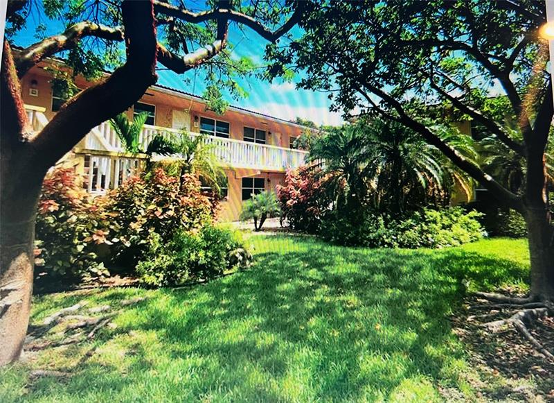 Image 5 of 15 For 811 14th Pl  3