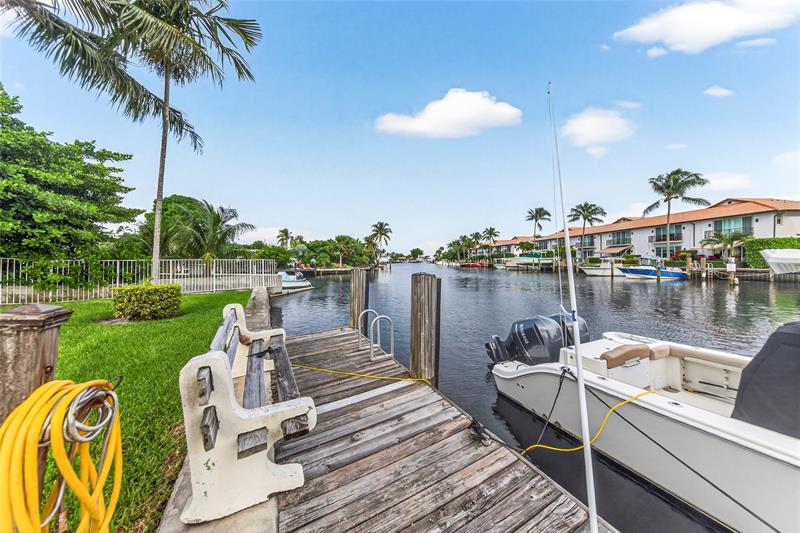 Image 18 of 21 For 199 Mcnab Rd  107