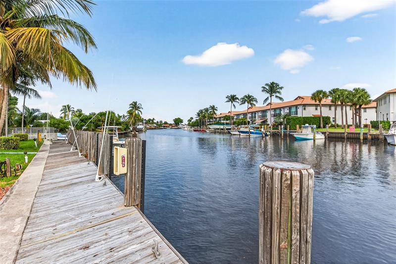 Image 19 of 21 For 199 Mcnab Rd  107