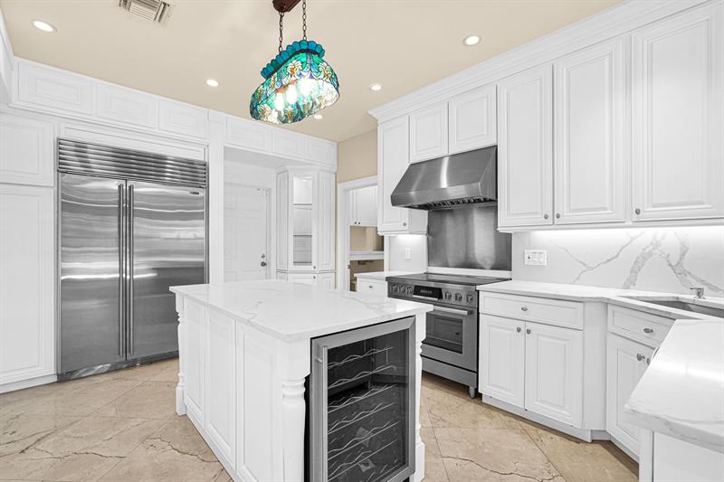 Image 15 of 42 For 56 Fiesta Way