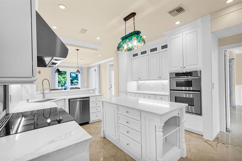 Image 16 of 42 For 56 Fiesta Way