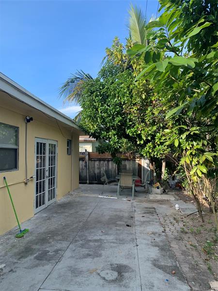 Image 9 of 9 For 6231 8th St  