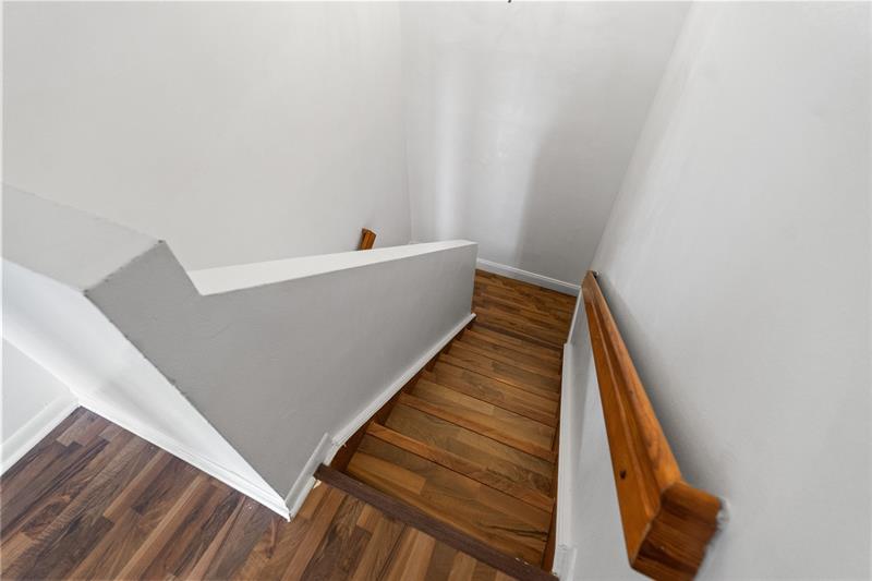 Image 17 of 33 For 9580 2nd Ct  9580