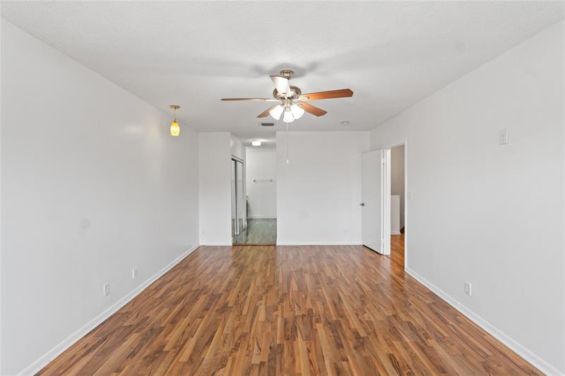 Image 24 of 33 For 9580 2nd Ct  9580