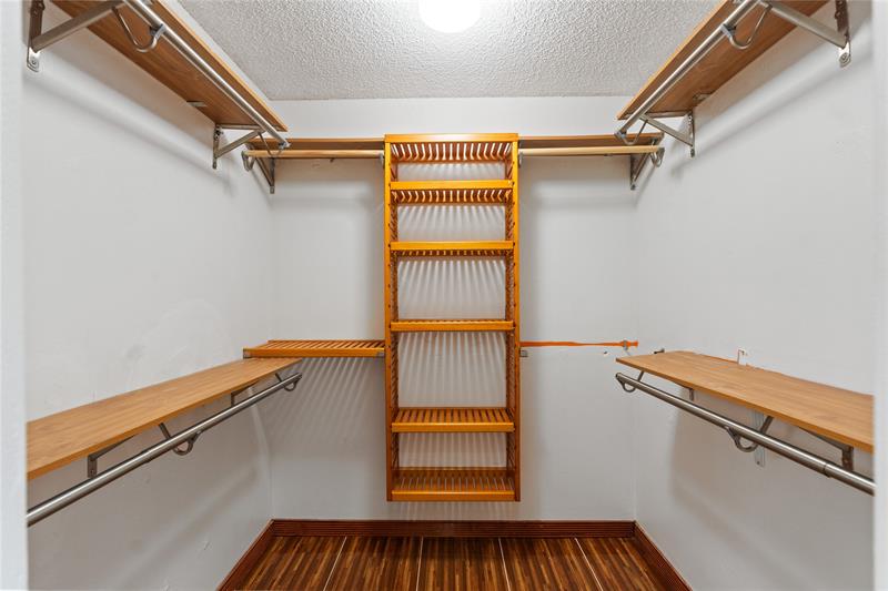 Image 25 of 33 For 9580 2nd Ct  9580