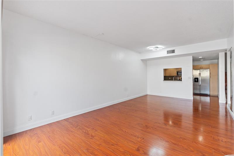 Image 4 of 33 For 9580 2nd Ct  9580