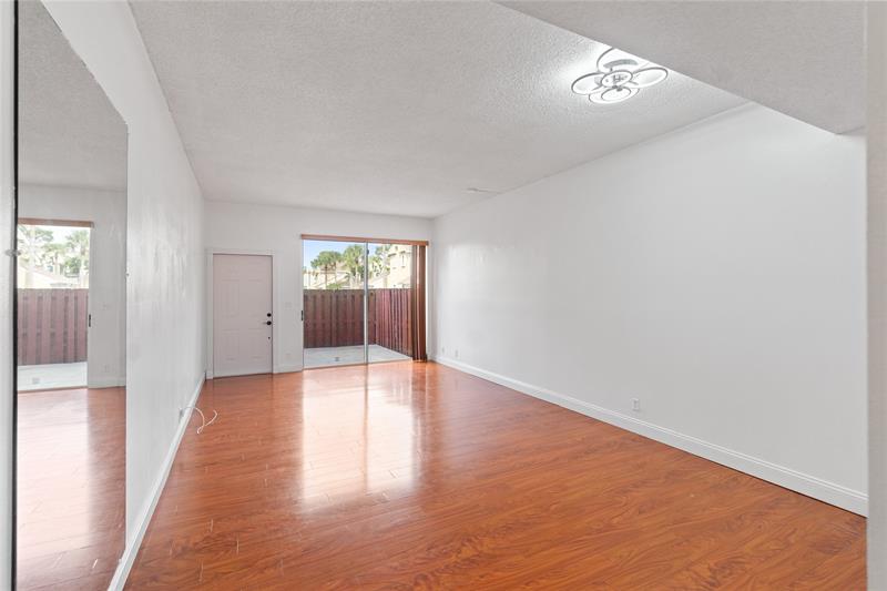 Image 6 of 33 For 9580 2nd Ct  9580