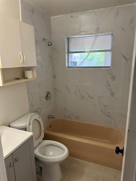 Image 4 of 4 For 1812 Fern Rd