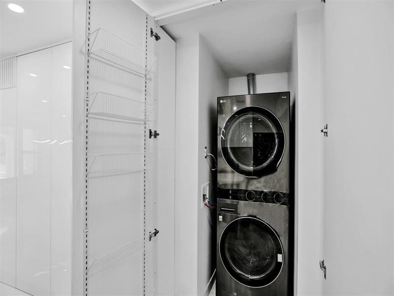 Image 24 of 29 For 4530 34th Dr