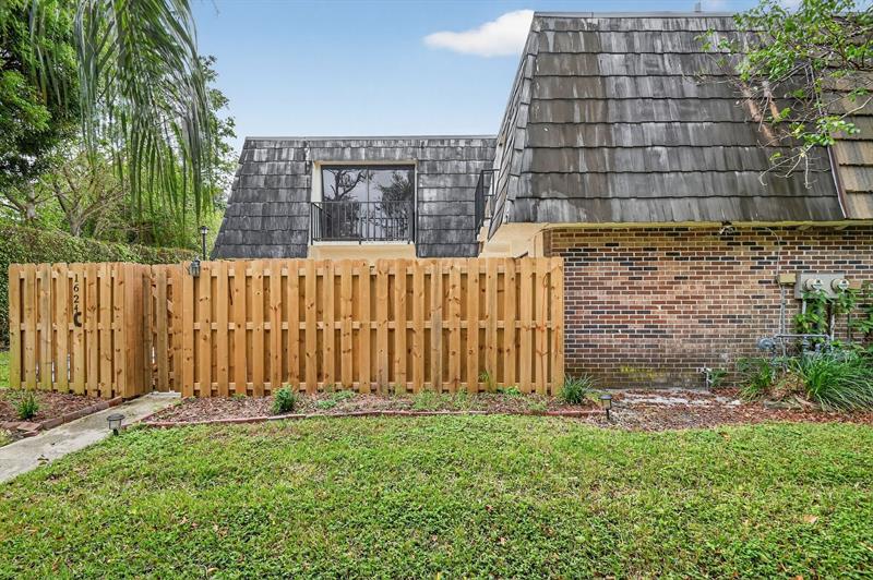 Details for 1624 Forest Lakes Cir  C, West Palm Beach, FL 33406