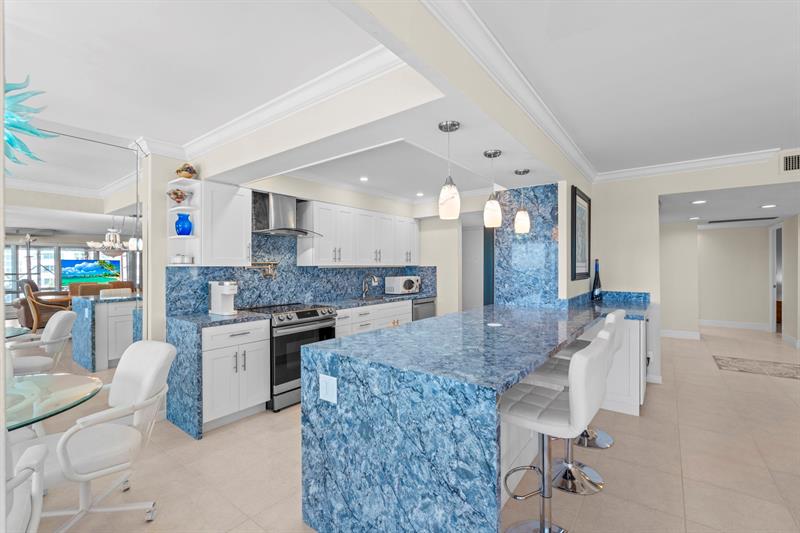 Image 13 of 51 For 4100 Galt Ocean Dr  414