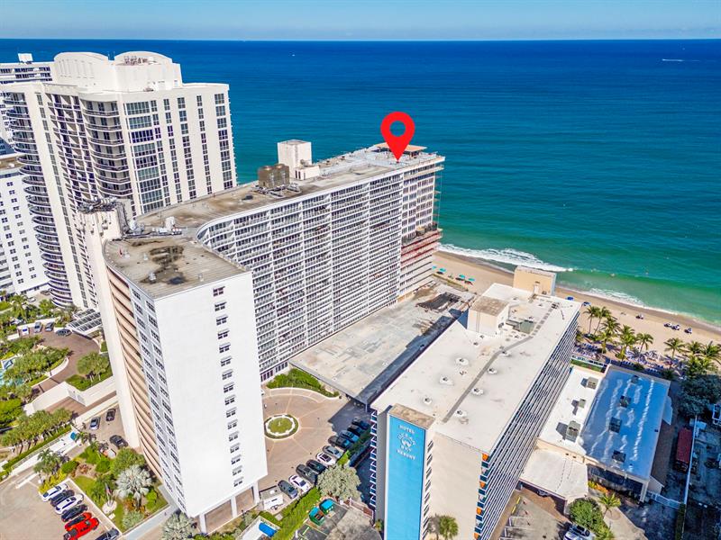 Image 38 of 51 For 4100 Galt Ocean Dr  414