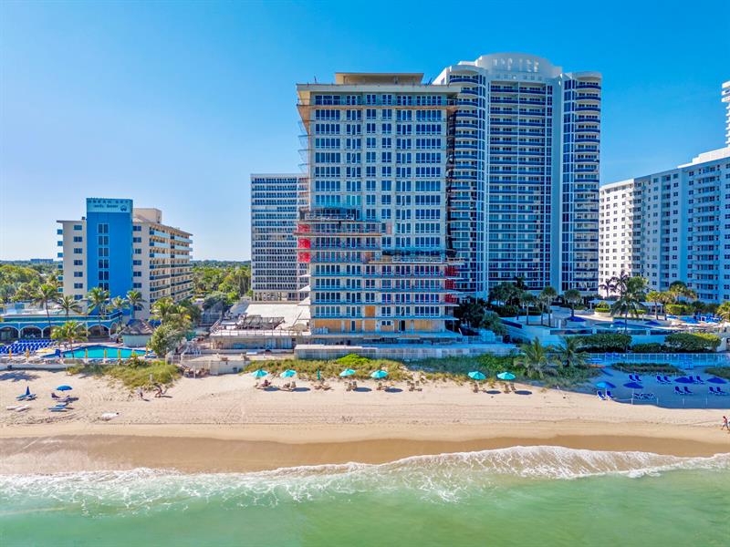 Image 49 of 51 For 4100 Galt Ocean Dr  414