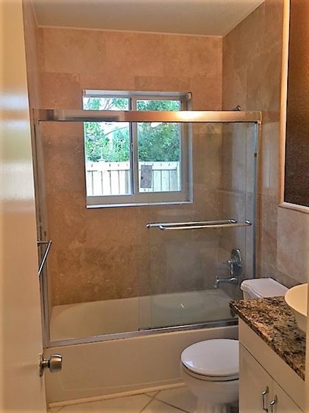 Image 5 of 17 For 1575 47th St