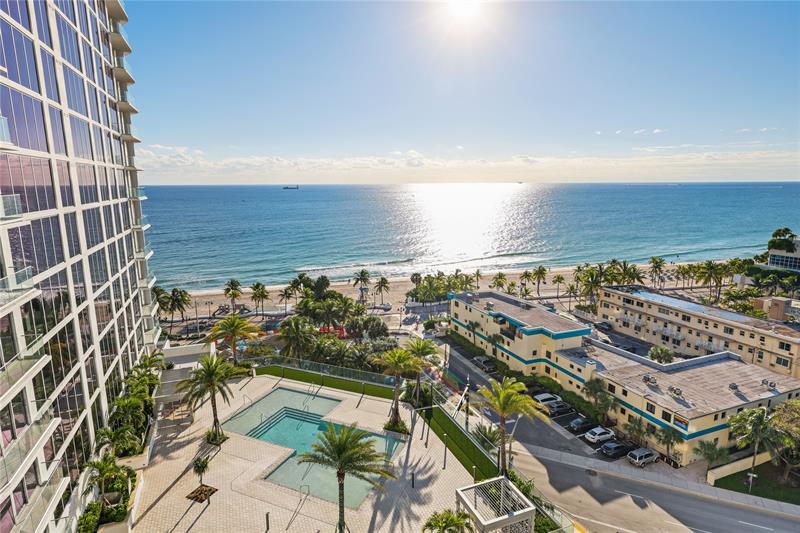 Image 20 of 55 For 153 Seabreeze Blvd  1001s