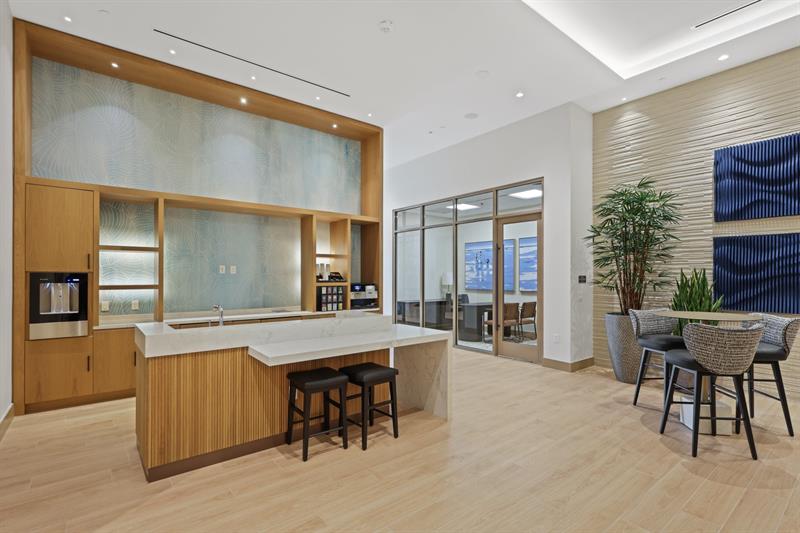 Image 48 of 55 For 153 Seabreeze Blvd  1001s