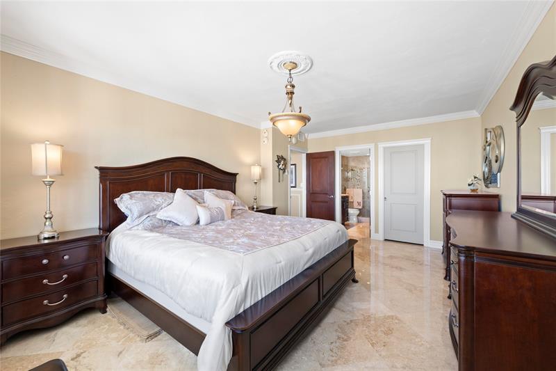 Image 28 of 58 For 3300 36th St  1715