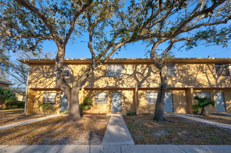 Details for 2019 Oleander Blvd  B, Fort Pierce, FL 34950