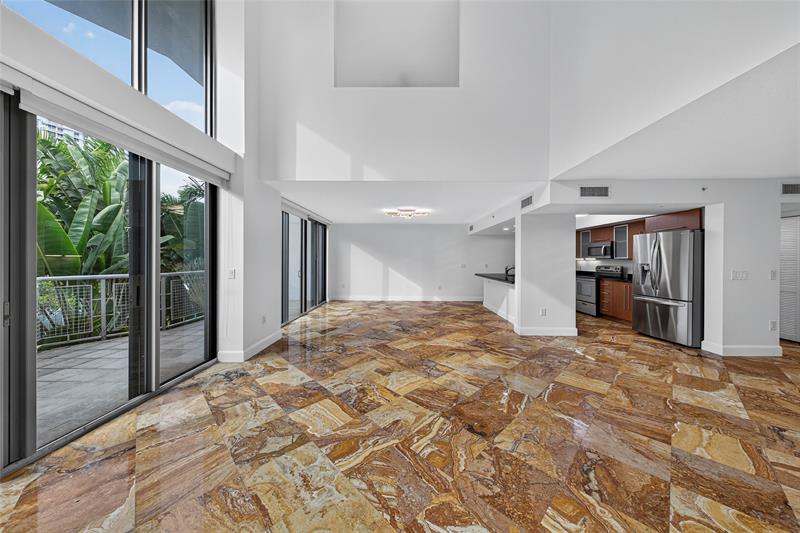 Image 8 of 44 For 900 2nd St  302