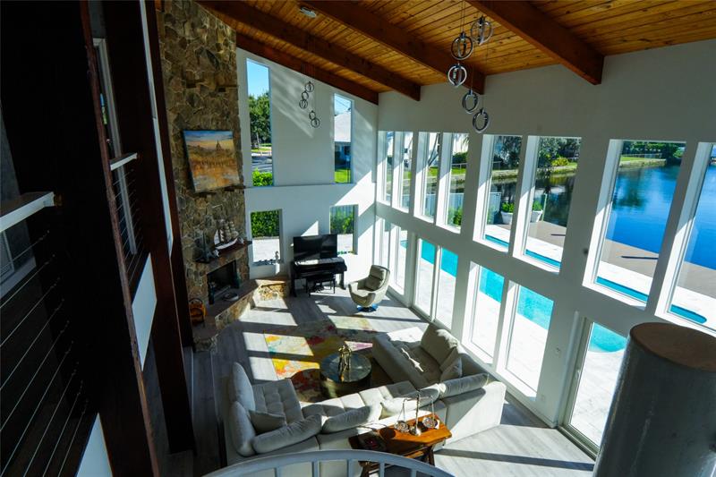 Image 10 of 57 For 600 Victoria Ter