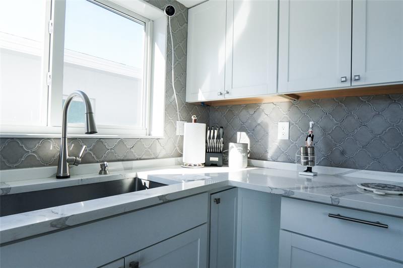 Image 22 of 57 For 600 Victoria Ter