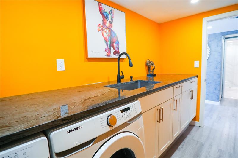 Image 27 of 57 For 600 Victoria Ter