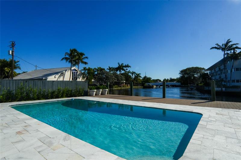 Image 3 of 57 For 600 Victoria Ter