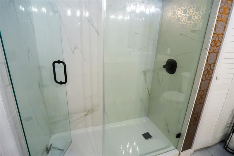 Image 40 of 57 For 600 Victoria Ter