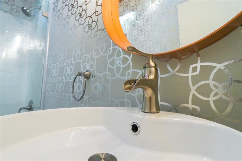 Image 42 of 57 For 600 Victoria Ter