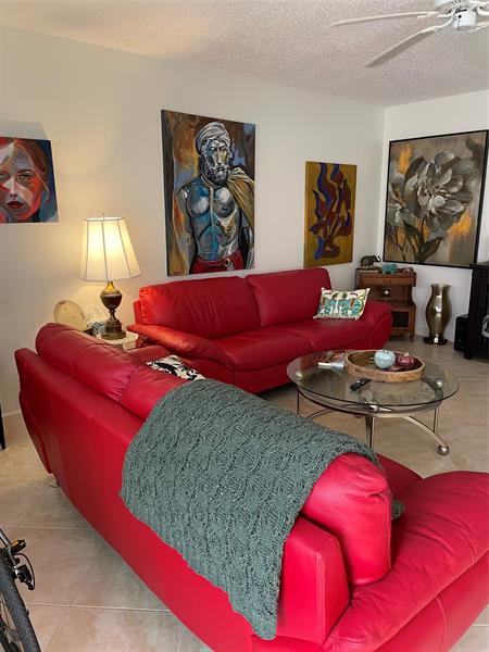 Image 9 of 14 For 2002 Lyndhurst H  2002