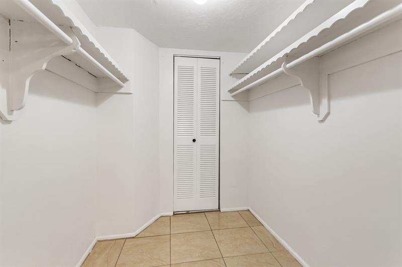 Image 18 of 27 For 4090 42nd Ave  309