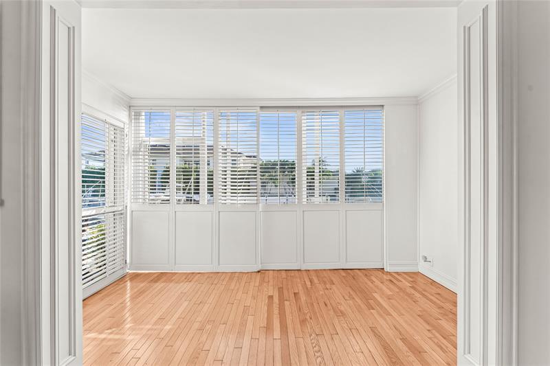 Image 11 of 30 For 750 Spanish River Blvd  1010