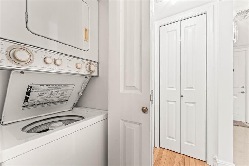 Image 21 of 30 For 750 Spanish River Blvd  1010