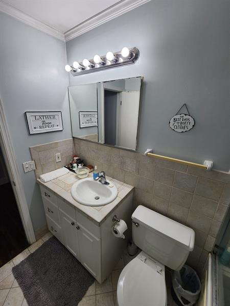 Image 12 of 34 For 1821 62nd St  431