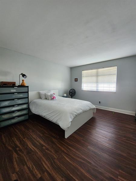 Image 24 of 34 For 1821 62nd St  431