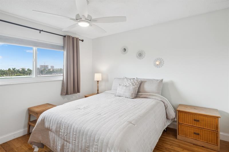 Image 13 of 20 For 1445 Atlantic Shores Blvd  509