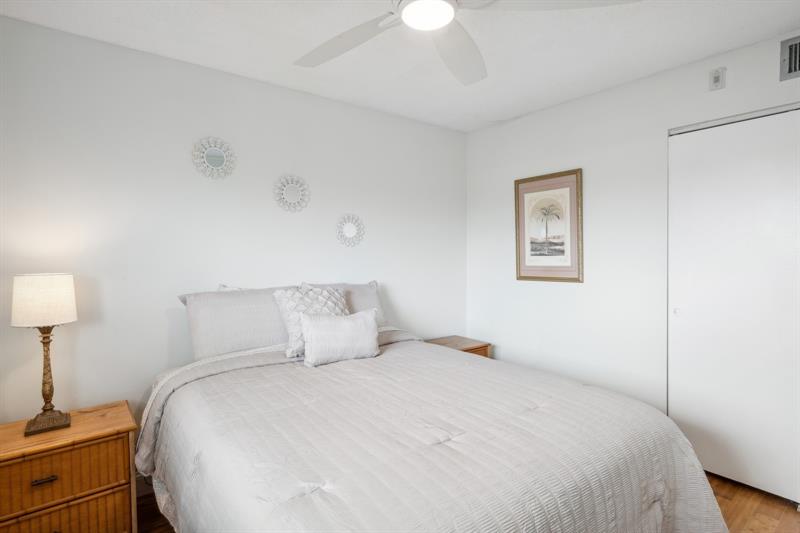 Image 15 of 20 For 1445 Atlantic Shores Blvd  509