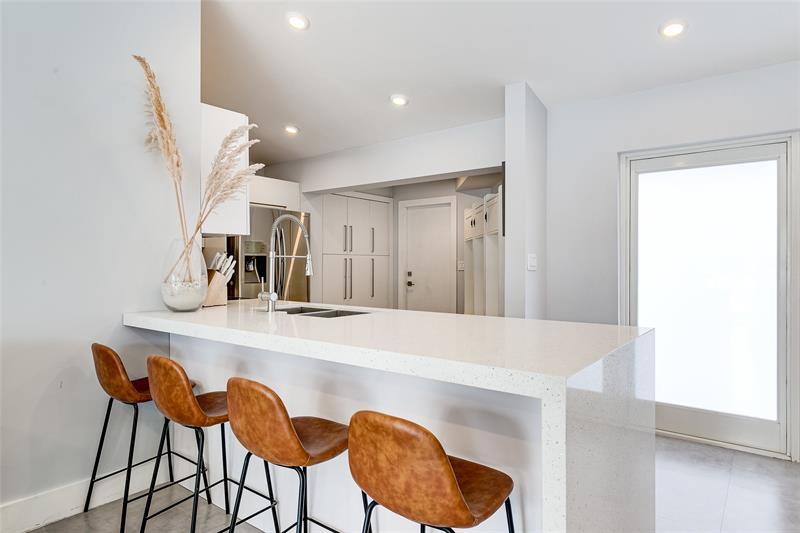 Image 13 of 35 For 1704 4th Ct  